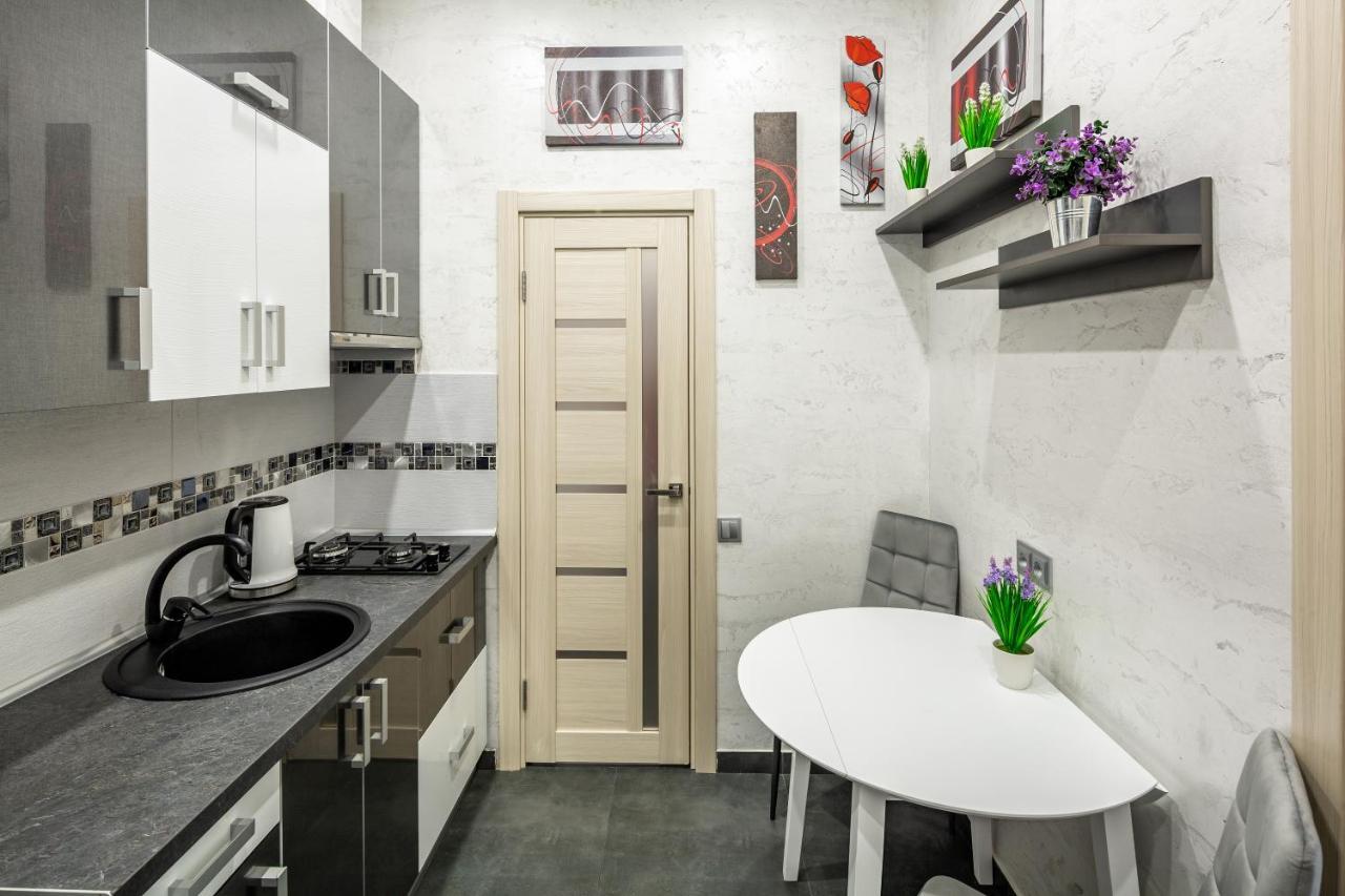 Apartment On Lesya Ukrainka Lviv Eksteriør billede
